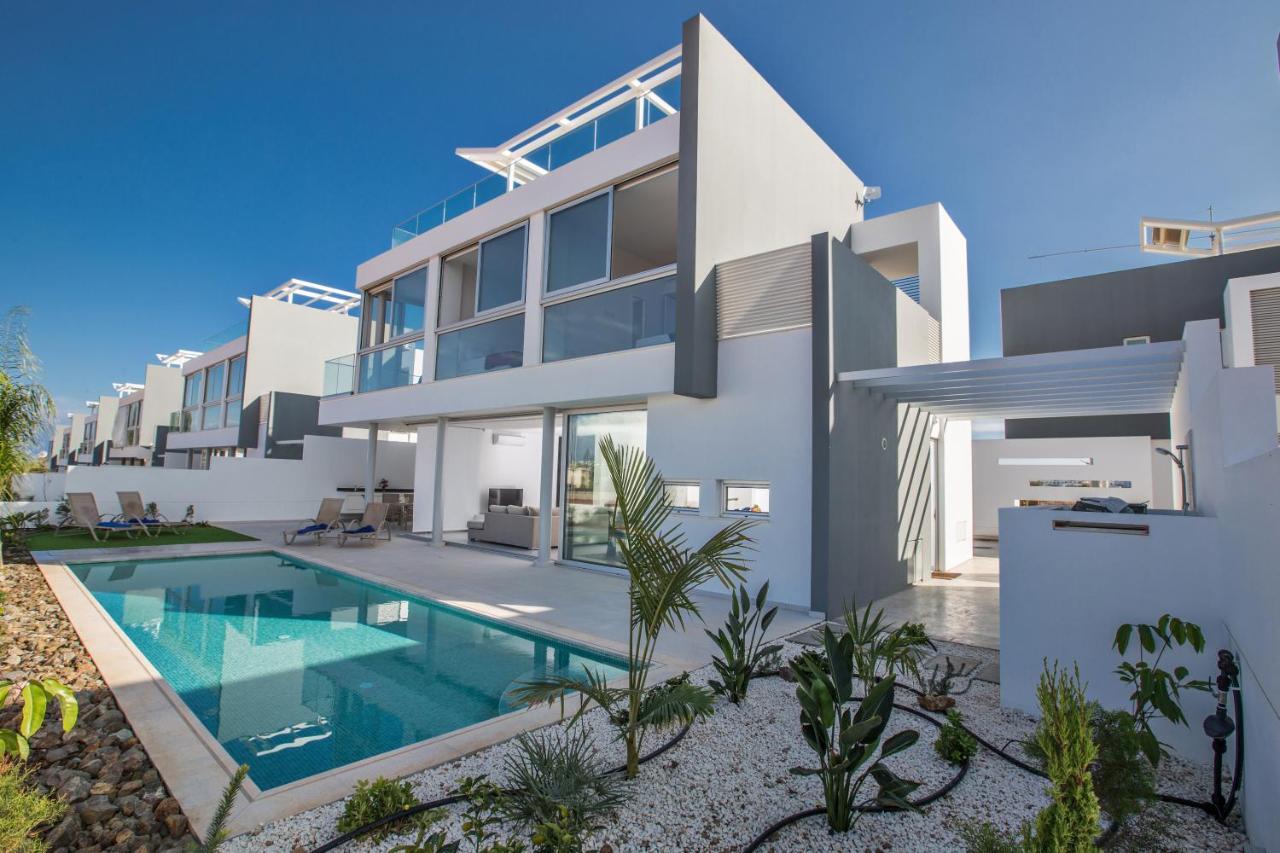 Three-Bedroom Villa Private Pool