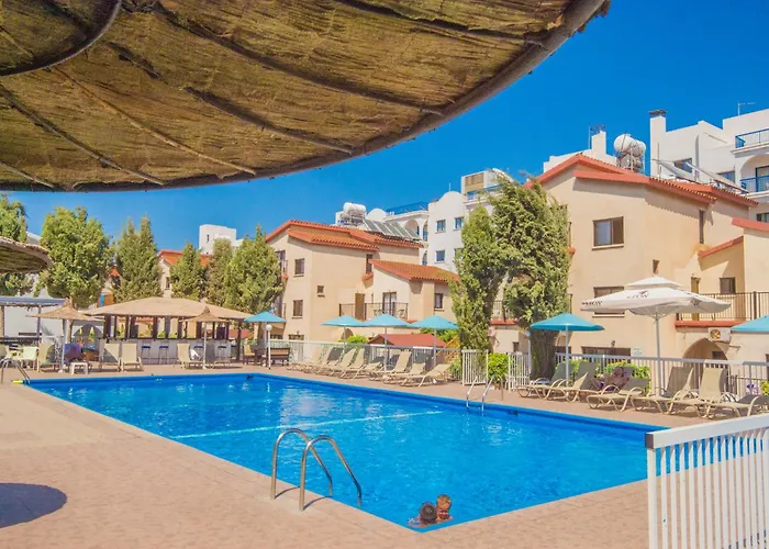 Cheap hotel: Windmills Hotel Apartments